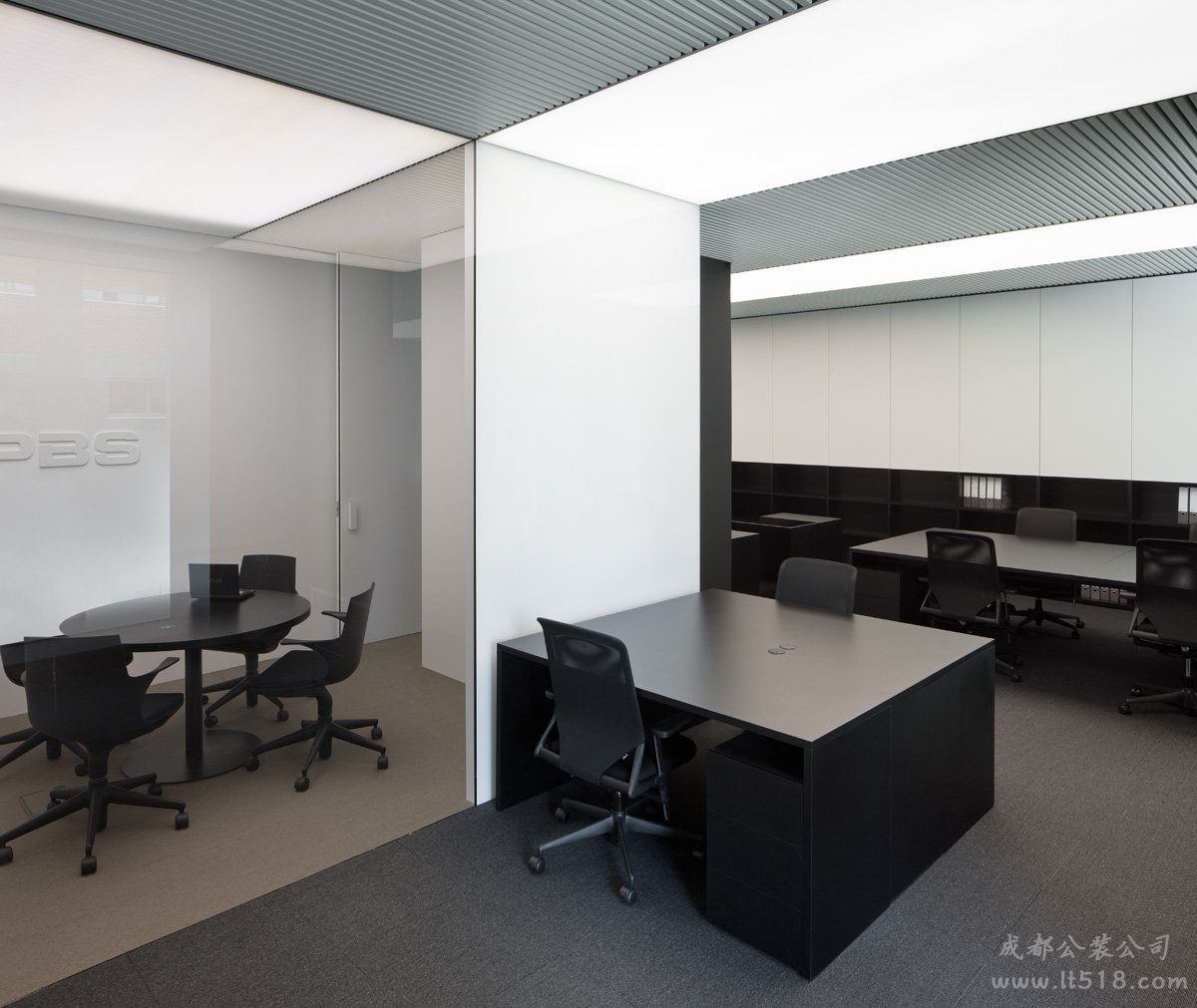 成都辦公室裝修哪家好?辦公室裝修應該注意什么?